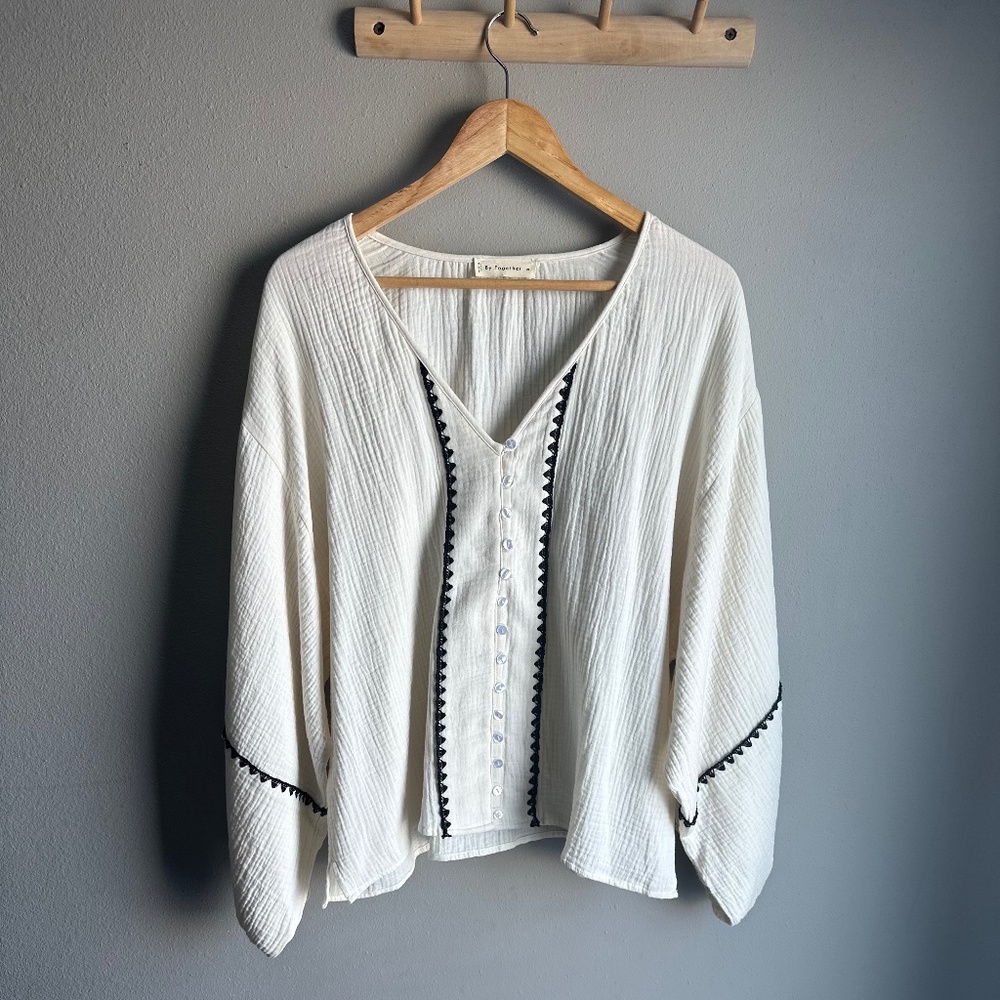Women’s Medium Gauzy Tunic
